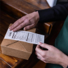 123inkt huismerk vervangt Brother DK-22205 continue papiertape zwart op paars 080807 - 2