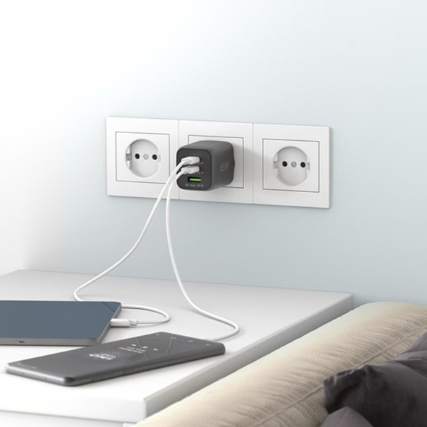Goobay USB oplader 3 poorten (1xUSB-A, 2xUSB-C, 65W, Power Delivery, zwart) K180107713 - 3