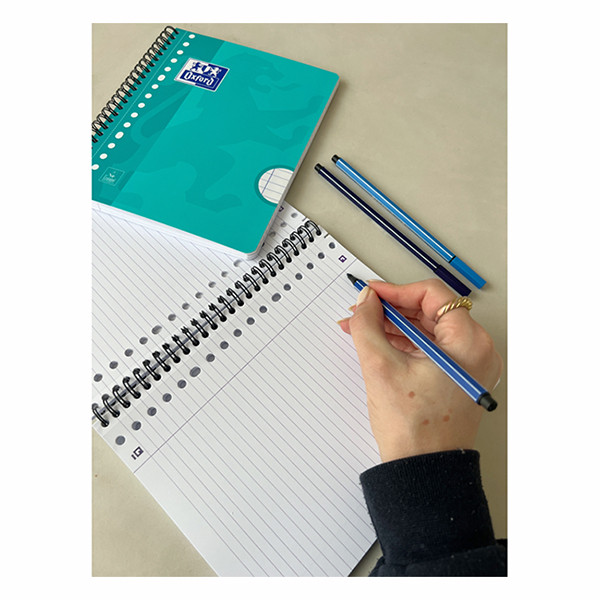 Oxford School spiraalschriften A5+ gelinieerd 90 grams 80 vel met spiraal 17-gaats (3 stuks) 400167383 400190260 260300 - 5