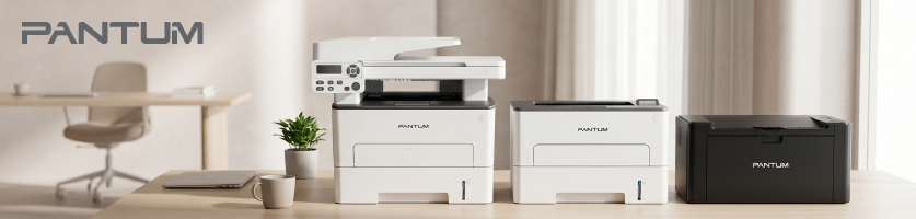Pantum printer op blauwe achtergrond met gele druppel